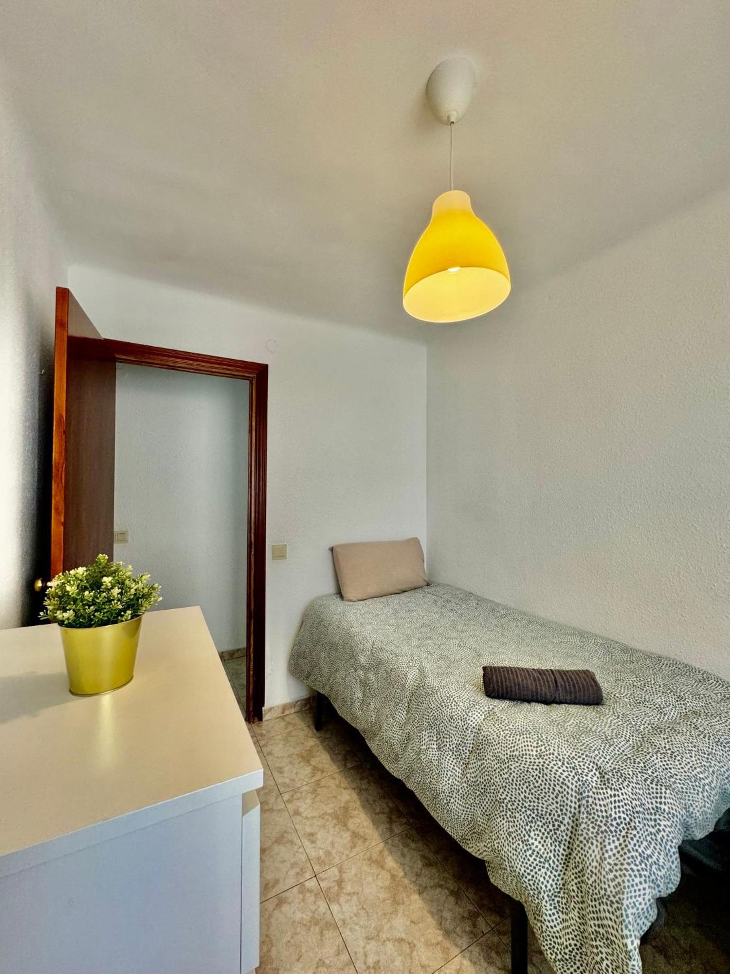 Acogedor Apartamento En マラガ エクステリア 写真