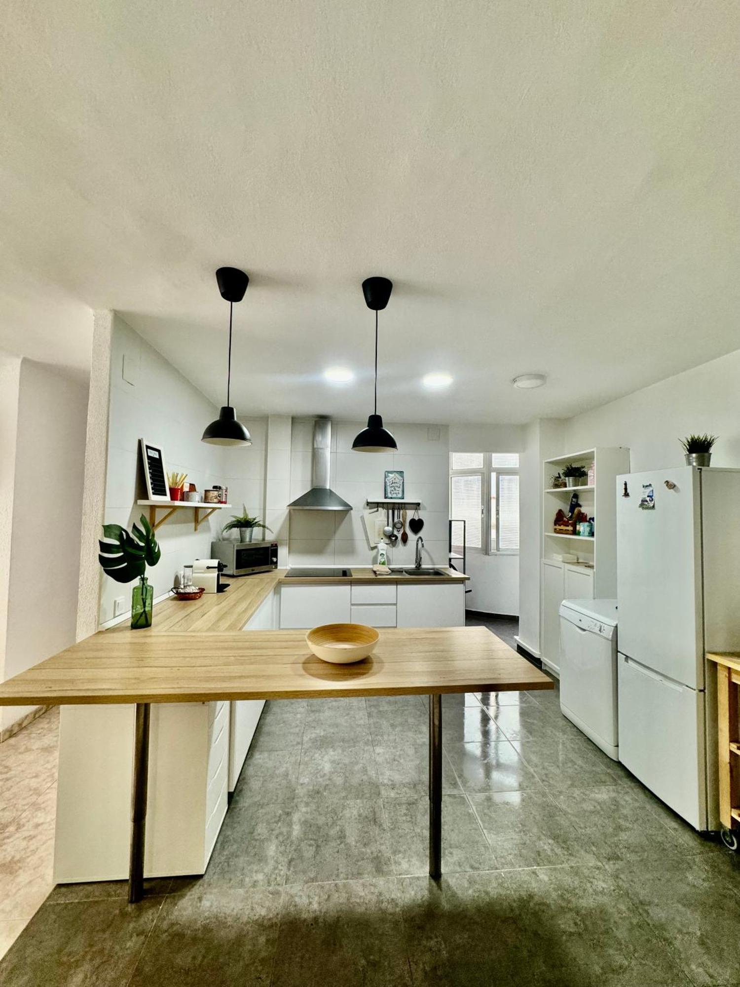 Acogedor Apartamento En マラガ エクステリア 写真