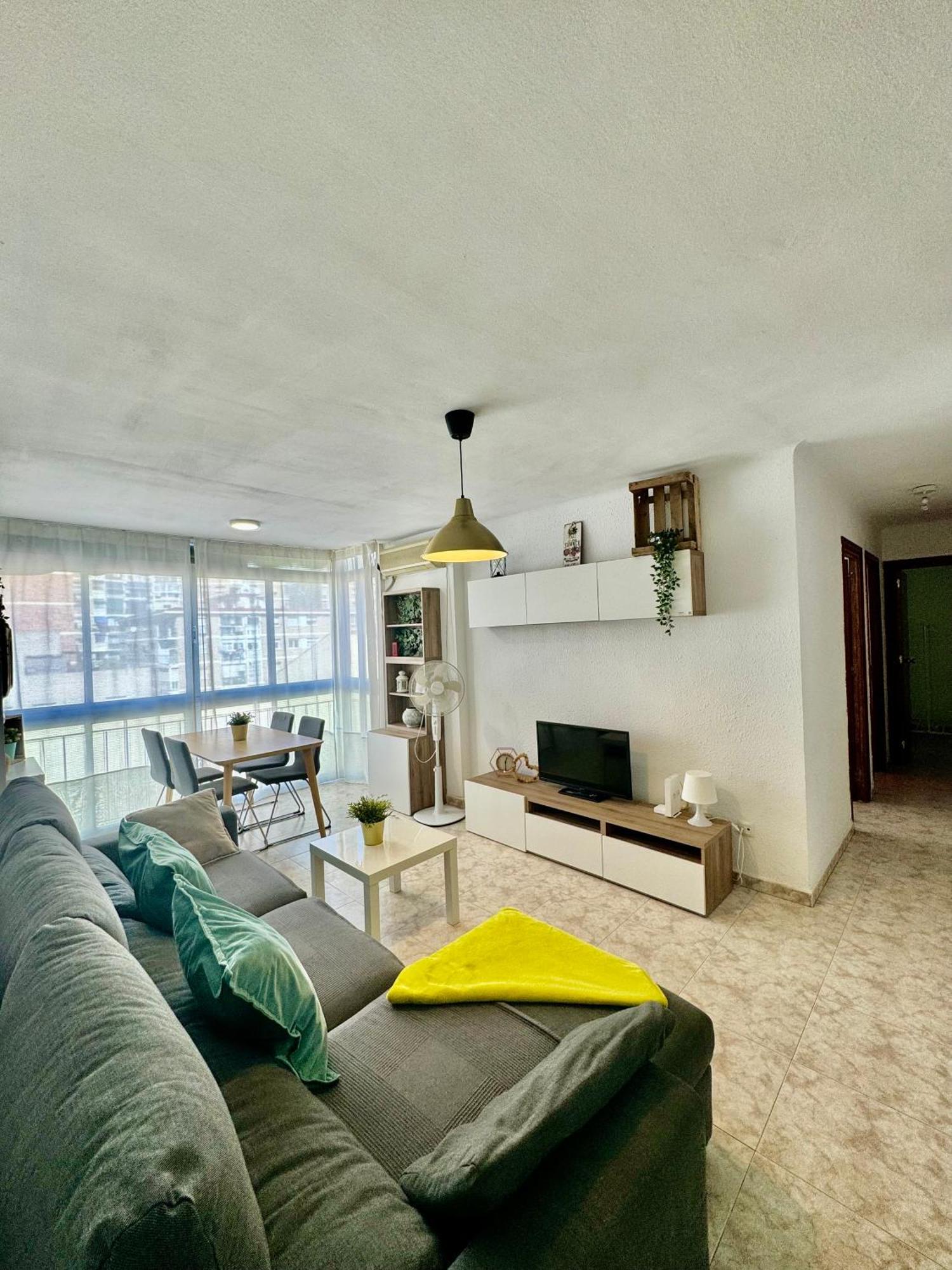 Acogedor Apartamento En マラガ エクステリア 写真